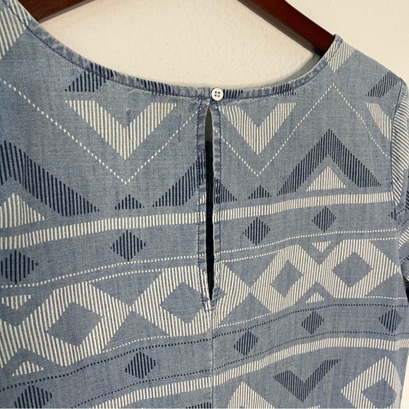 Old Navy Aztec Geometric Print Chambray Shift Dress Size M - Picture 8 of 9